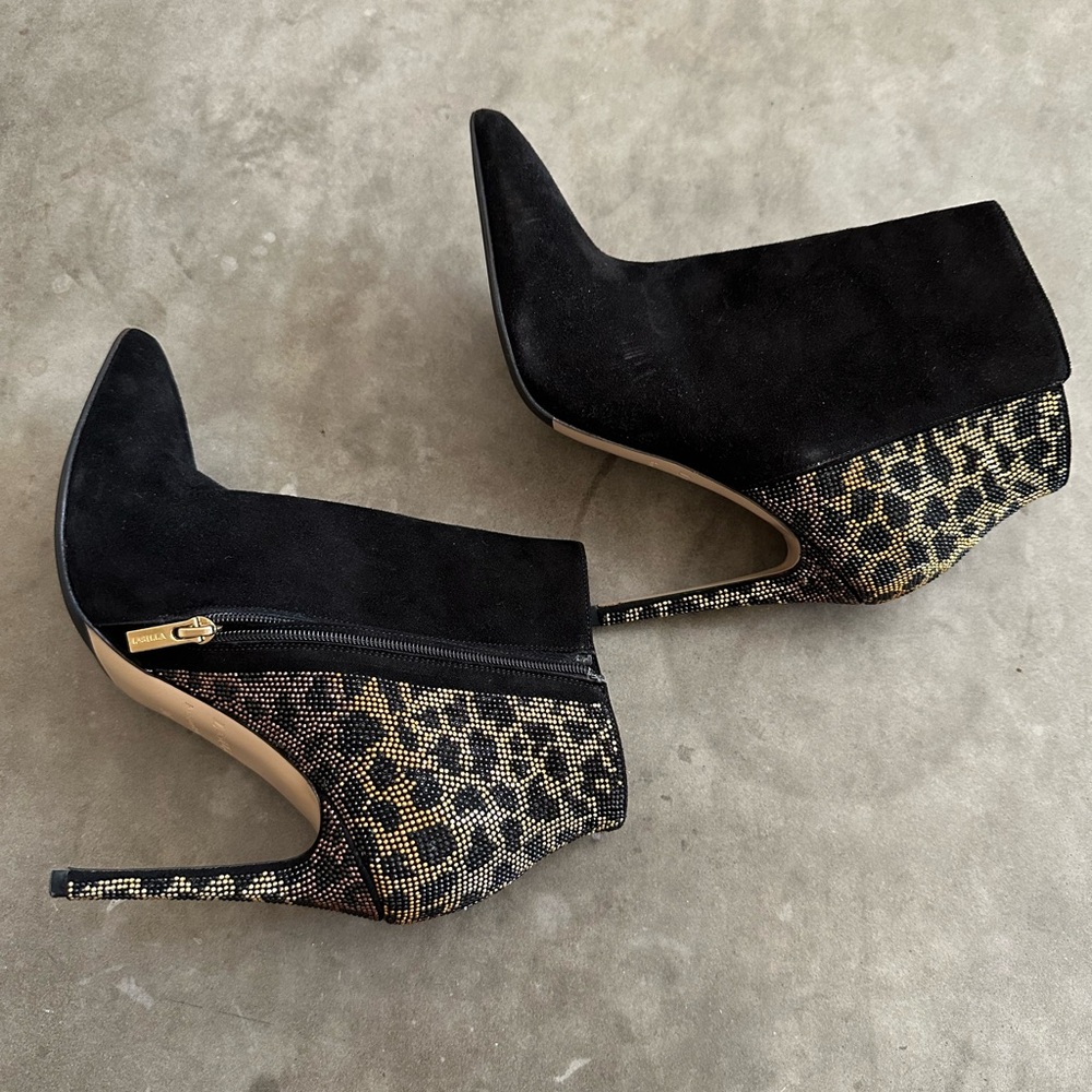 Le Silla Black Suede and Gold crystals ankle Boots 35.